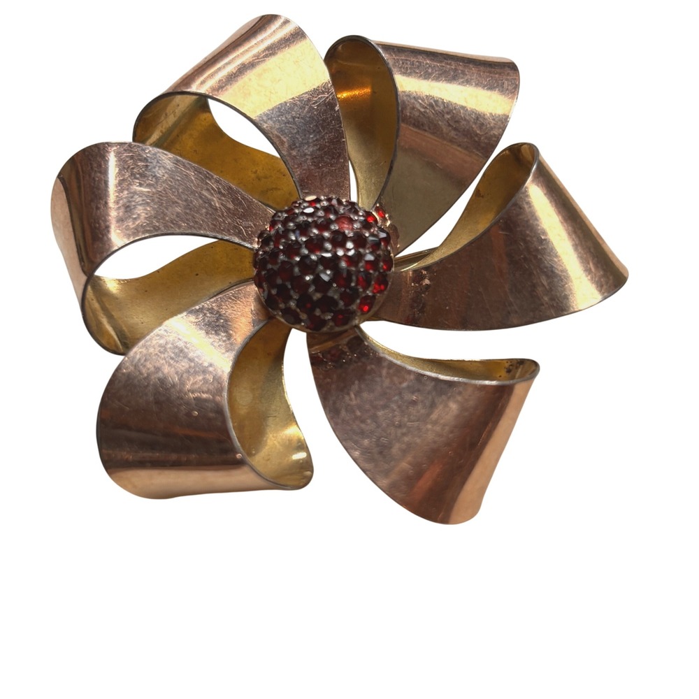 Bohemian Garnets vintage Taylor 1/20 12K Gold Filled brooch